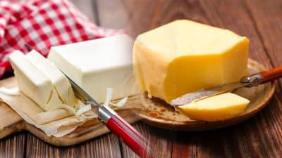 Cette erreur très dangereuse qu'on fait tous avec le beurre et qu'il faut arrêter !